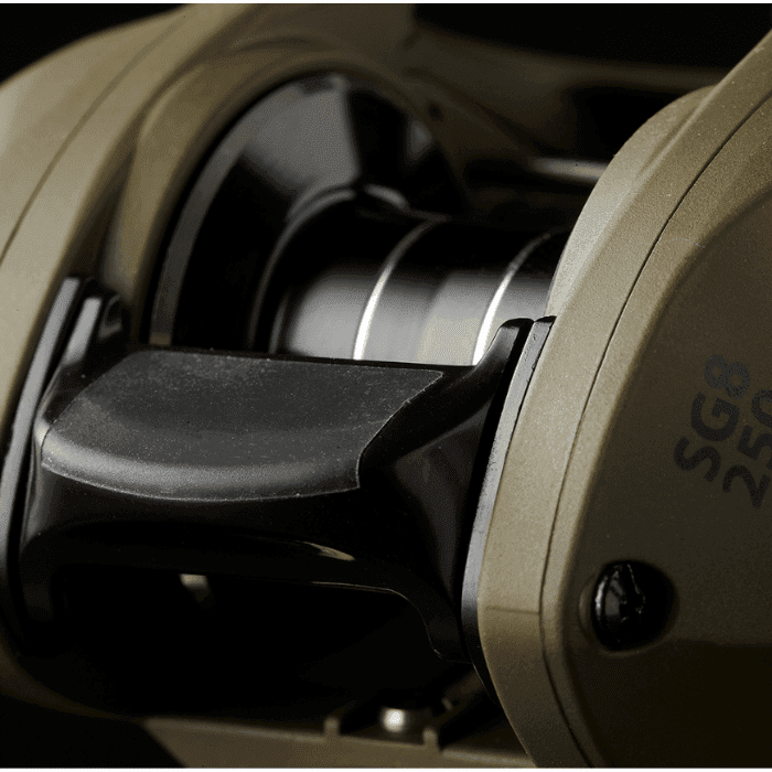 Savage Gear SG8 BC 250 LH 6,6:1 6 Savage Gear SG8 BC 250 LH 6,6:1 – Bild 6